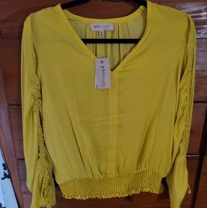 NWT Philosophy Bell Sleeve Blouse Citron size medium
